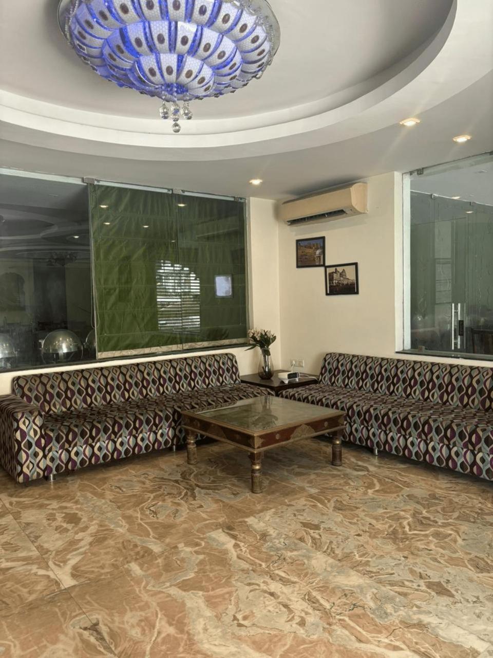 Tipsyy Heritage Heights Jaipur Eksteriør bilde